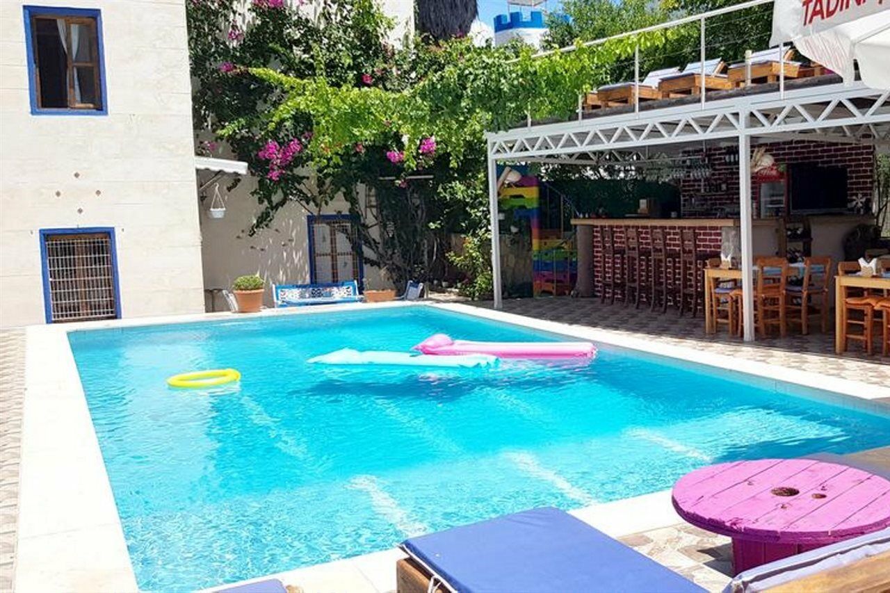 Hakan Hotel Bitez Kültér fotó